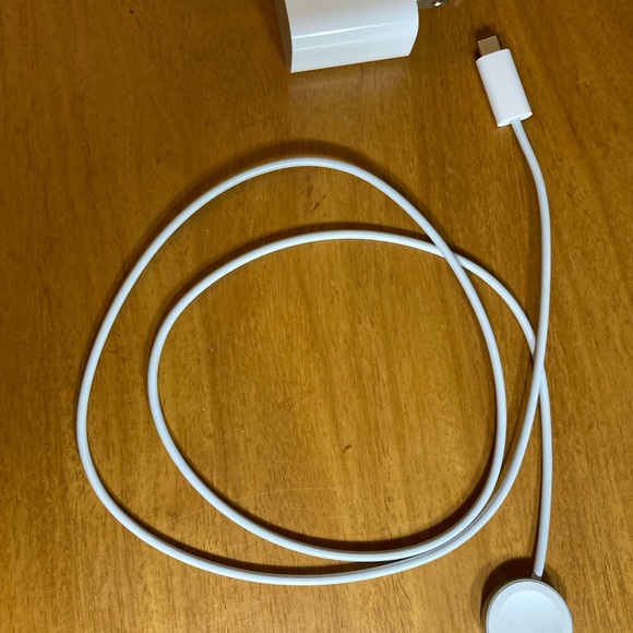 Apple Watch Series 7 GPS + Cellular ,Abyss Blue case + 41mm and 45mm bands - Picture 9 of 11